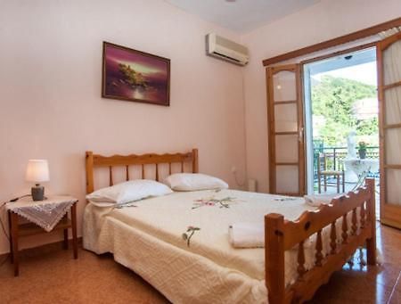Fernanda'S Traditional 2 Floor House Villa Pórosz Kültér fotó