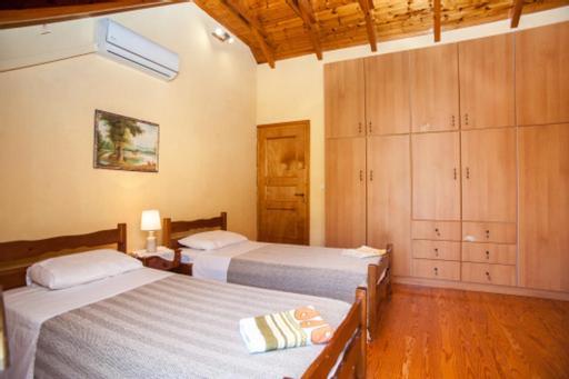 Fernanda'S Traditional 2 Floor House Villa Pórosz Kültér fotó